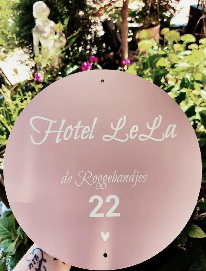 Hotel B&B Lela Valkenburg aan de Geul 2*,  Netherlands