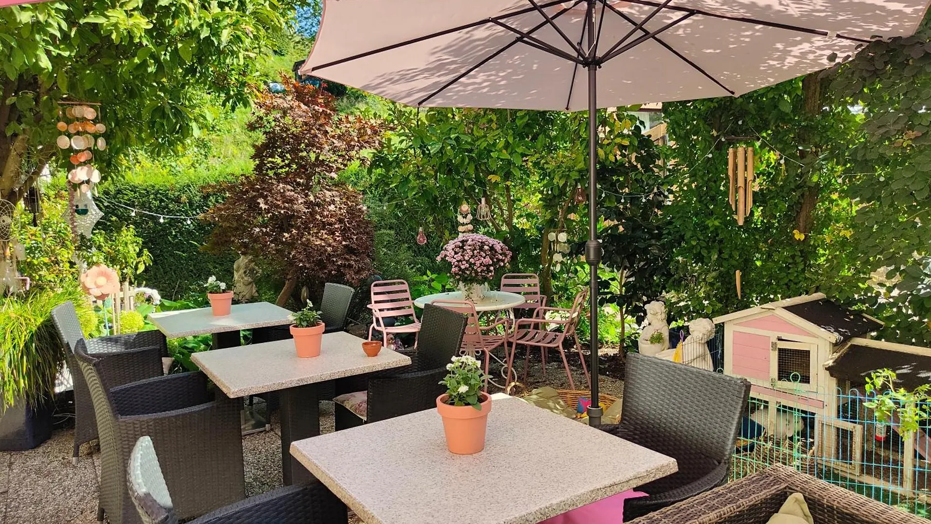 **  Hotel B&B Lela Valkenburg aan de Geul Netherlands